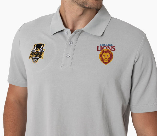 Brisbane Lions 2025 Premiers Mens Adults P1 Cup Polo Mirage Grey